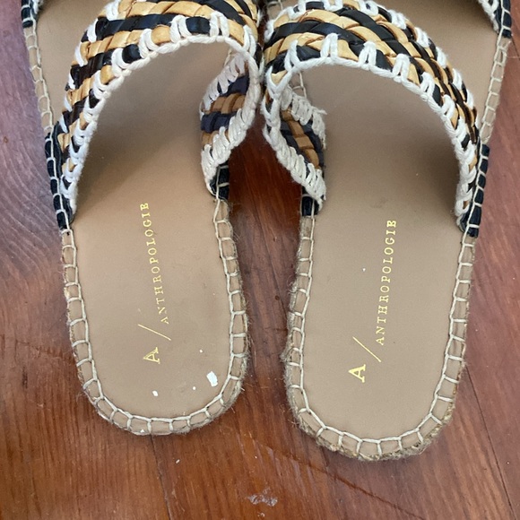Anthropologie Women's Black and Tan Woven Sandals size 38 size 7.5 - Picture 4 of 7